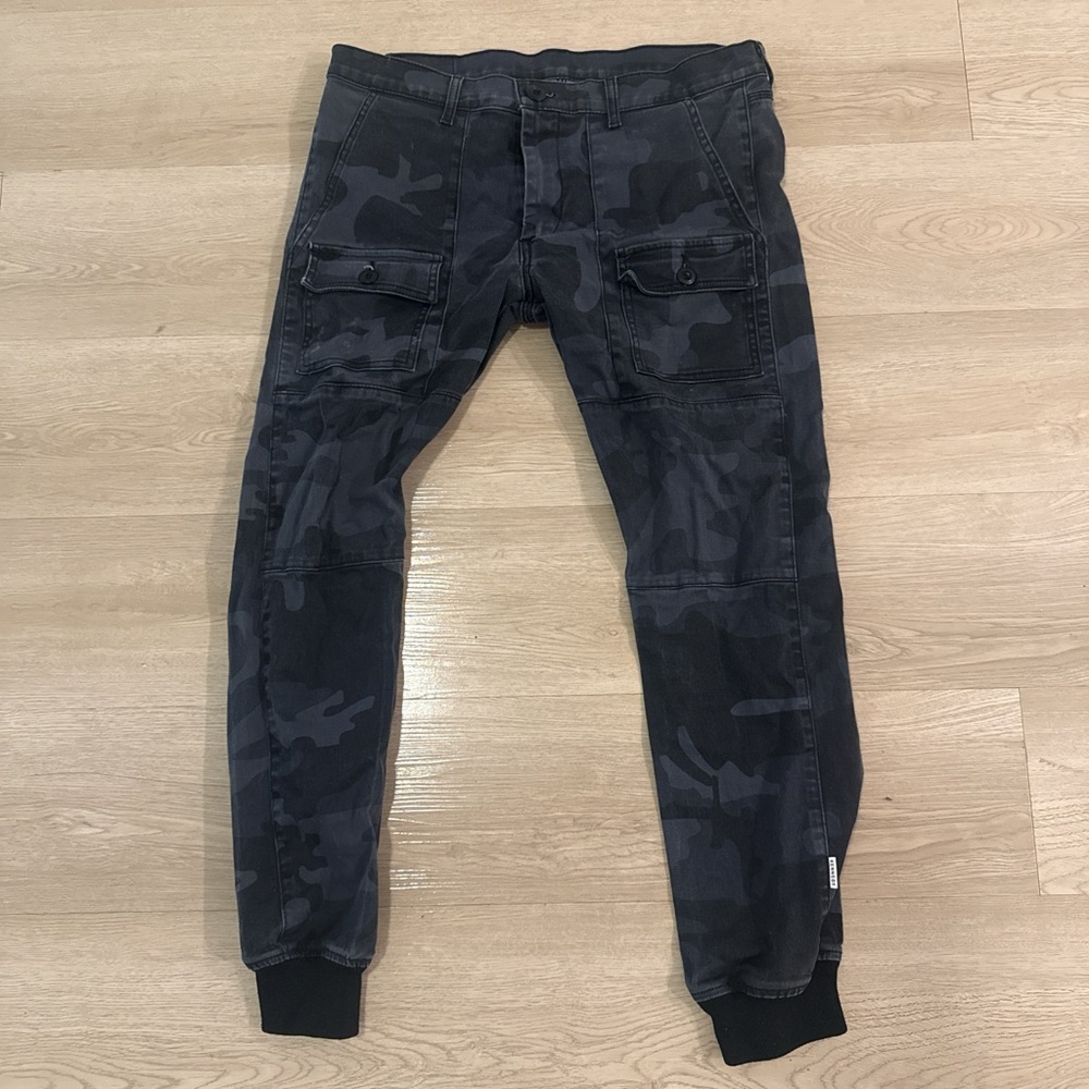 Men's Camouflage Cargo Pants